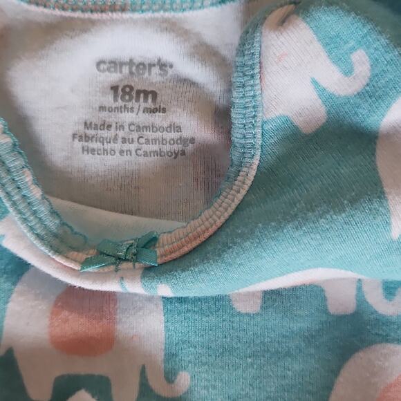 Carter's & Gerber Baby Onesies and Sleeper 6-9M. Lot of 3 - Picture 8 of 9